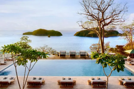 Nekajui Peninsula Papagayo, a Ritz-Carlton Reserve Residence Отели в г. Накасколо