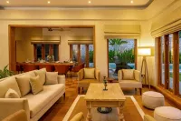 Ara by Colombo Villas