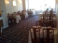 The Albert Hotel Near Winter Gardens - breakfast