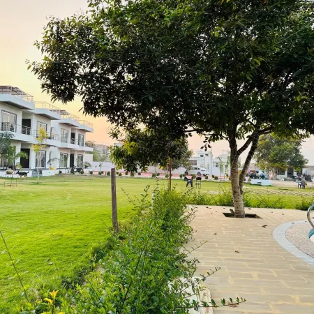 Shree Yog Maya Resort