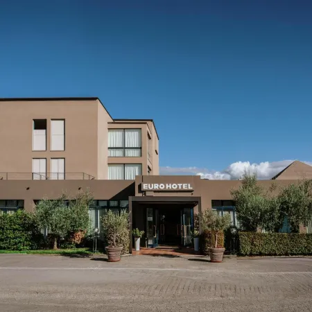 Euro Hotel