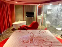 Sao Charm Sài Gòn Hotel - موقف سيارات