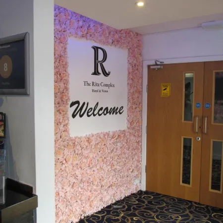 Rooms at the Ritz Complex Отели в г. Кеттеринг