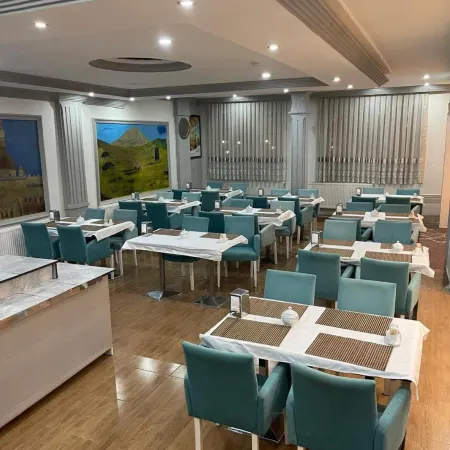 Hotel Ararat