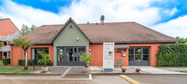 Campanile NATURE – Haguenau Hotele w: Doubs