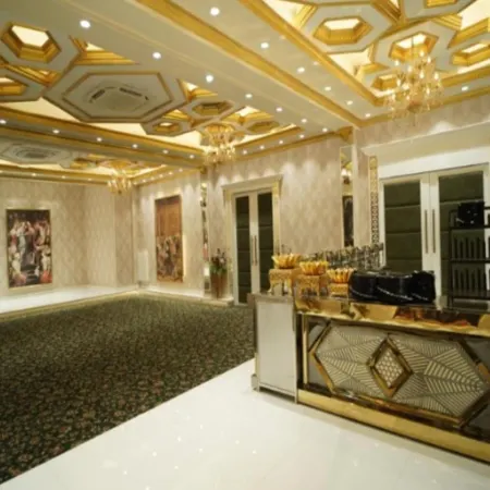 Hotel Nikhil Regency
