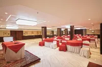 Hotel Ekta International !! 300 MTS from Baba Baidyanath Dham Temple !! - 早餐