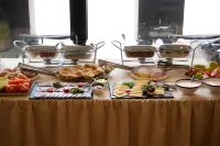 Manifest Restaurant and Hotel Gyumri - 조식 운영