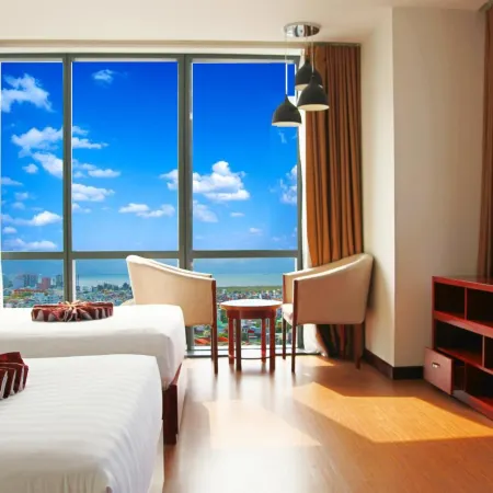 Danang HAN River Hotel