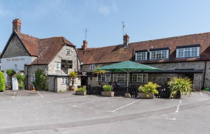 The George Inn