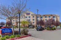 Fairfield Inn & Suites Santa Maria Các khách sạn ở Santa Maria