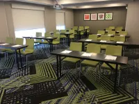 Holiday Inn Express & Suites Charlotte-Concord-I-85