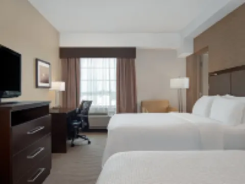 Holiday Inn Express & Suites BARRIE by IHG Hotels in Barrie