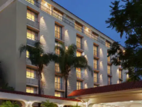 阿卡迪亞帕薩迪納區希爾頓安泊套房酒店 亞凱迪亞酒店