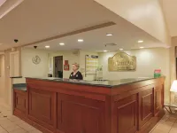 La Quinta Inn & Suites by Wyndham Warwick Providence Airport Hotels in Warwick