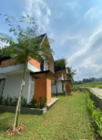 Lenirra Villa & Resto Hotels in 