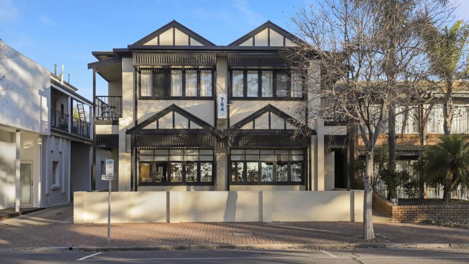 Bayview Apartments Glenelg