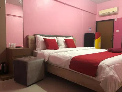 Green Place Hotels in Sai Mai