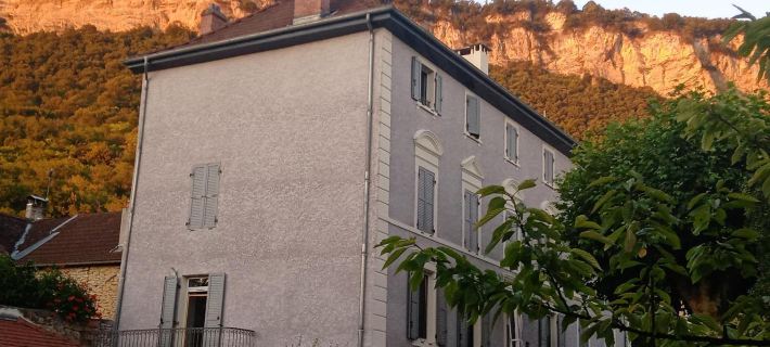 Chambres d'hôtes A deux pas du Rhéby Hôtels à&nbsp;: Ain