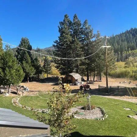 Sierra Woods Lodge