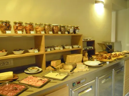 Il Falco E la Volpe Отели в г. Сеттимо-Виттоне