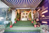 팹익스프레스 화이트 하우스 Sri Sri Radha Madanmohan Temple 주변 호텔