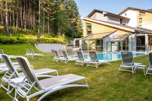 Kashmir Wellness & Spa Hotel Adults Only - بار