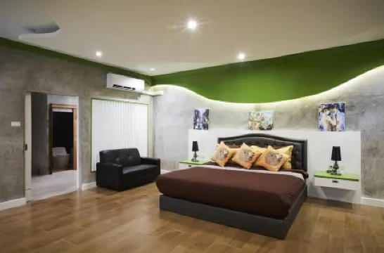 The Sun Resort Ratchaburi Отели в г. Ратбури