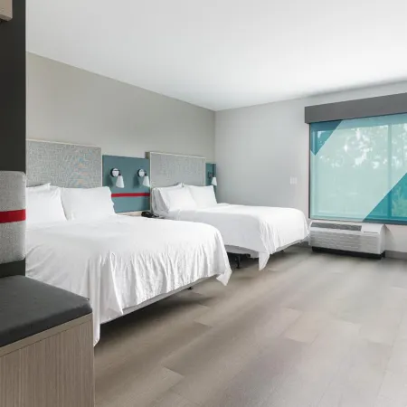 avid hotel SUMMERVILLE by IHG