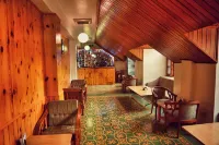 Hotel Snow View Manali - Quầy bar