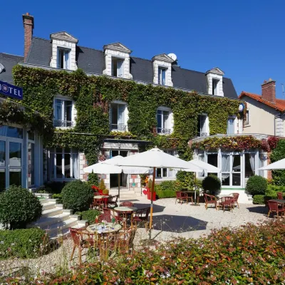 The Originals Boutique, Hôtel Normandie, Auxerre Hôtels à proximité de : Le Théâtre