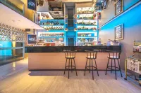 Crown Prince Hotel Surabaya Managed by Midtown Indonesia - Baarit