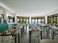 Hotel Marinella - Private Free Parking - Grotticelle Beach 200 m