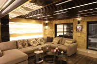 Londrina Hotel Отели в г. Al Ardha Sub-District