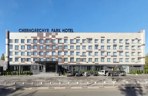 切爾諾里奇耶公園酒店