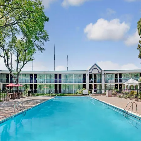 Quality Inn Wayne - Fairfield Area