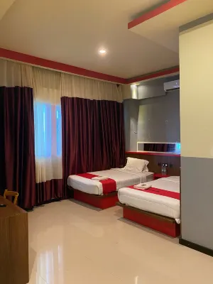 RedDoorz at Brizky Hotel Palu Hotel a Mantikulore