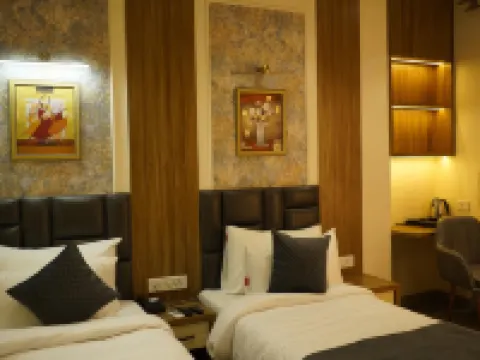 Hotel Silver Pearl Hotels in Aligarh