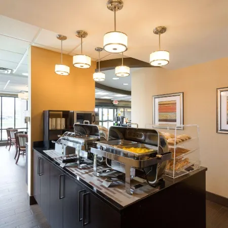 Spark by Hilton Cleveland Beachwood