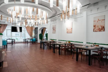 Cronwell Ника Центр (Кронвелл Ника Центр)