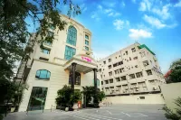 Regenta Central Lucknow by Royal Orchid Hotels Limited