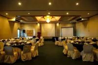 Real Family Hotel Tagaytay (formerly Days Hotel Tagaytay) - Airport Shuttle