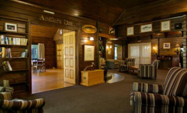 Tongariro Lodge
