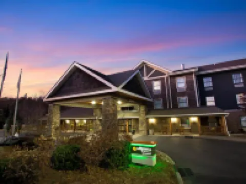 La Quinta Inn & Suites by Wyndham Boone University ブーンのホテル