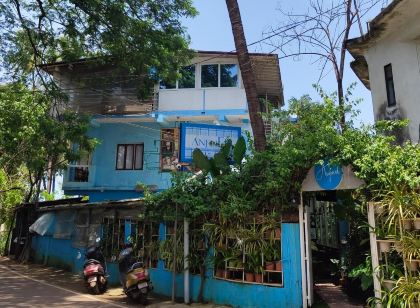 Anjoned Hostel & Cafe