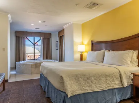 Holiday Inn Express & Suites TUCSON MALL by IHG