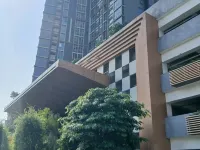 Gold Coast Studio Apartment at PIK with City View by Kenkei Hotels near Batavia PIK