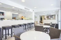 Hotel Gami Adults Only - С баром