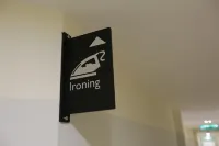 Pantai Regal Boutique Hotel - parking