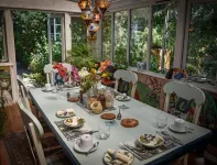 Ward Avenue B&B - parking